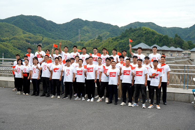 公司團(tuán)委開展“喜迎二十大、永遠(yuǎn)跟黨走、奮進(jìn)新征程”主題團(tuán)日活動6