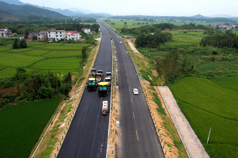 【路橋“競”行時】G530查橋至牛磯段:用心用力加速“皖贛”交通互聯4